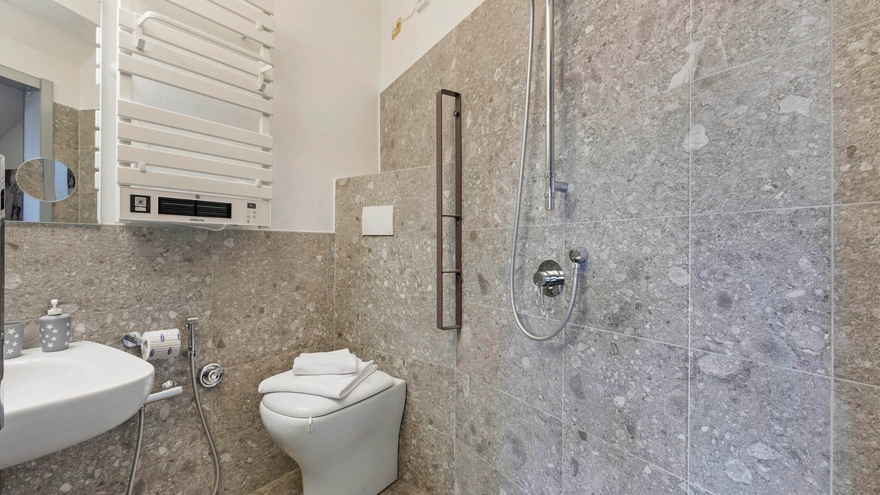 Photo of Bathroom in Cunettone-villa
