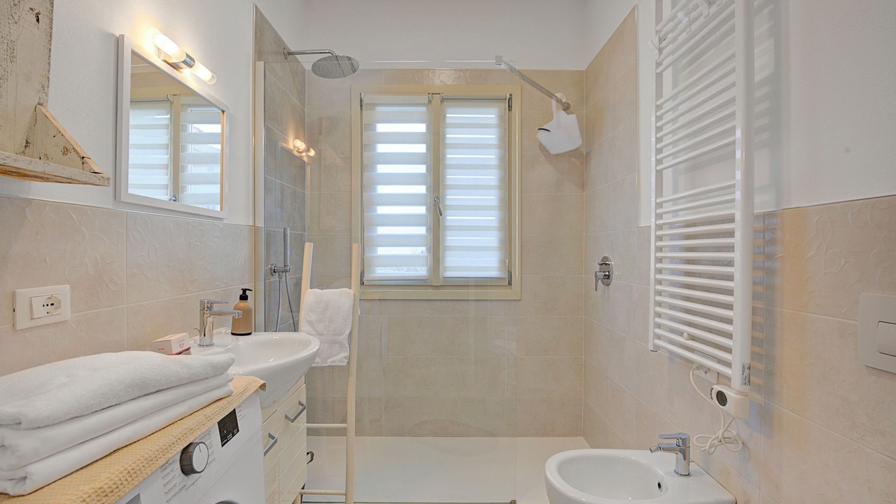 Photo of Bathroom in Cunettone-villa