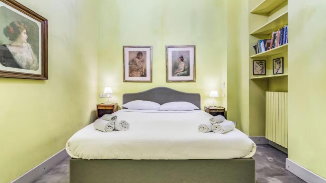 Photo of Bedroom in Chinatown