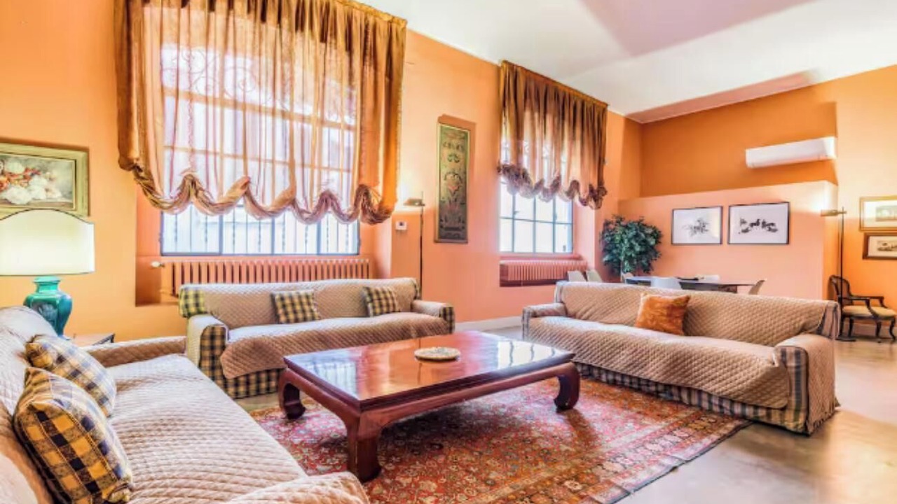Photo of Livingroom in Chinatown