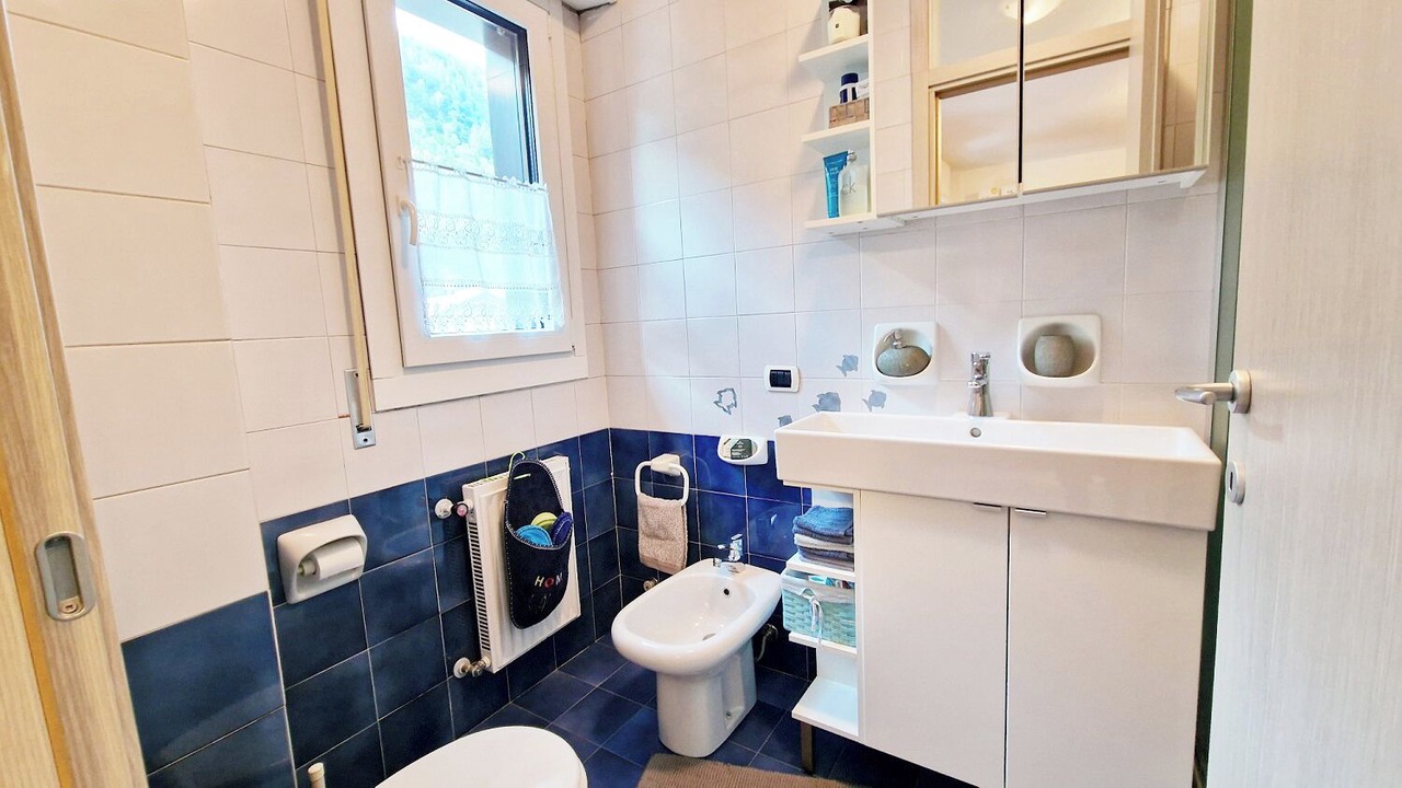 Photo of Bathroom in Aprica