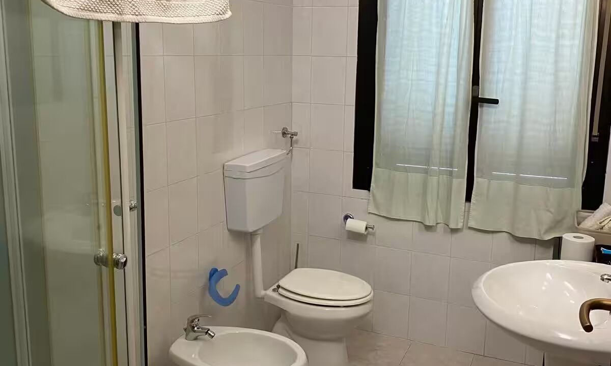 Photo of Bathroom in Lonate Pozzolo