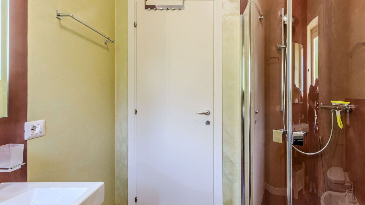 Photo of Bathroom in Claino Con Osteno