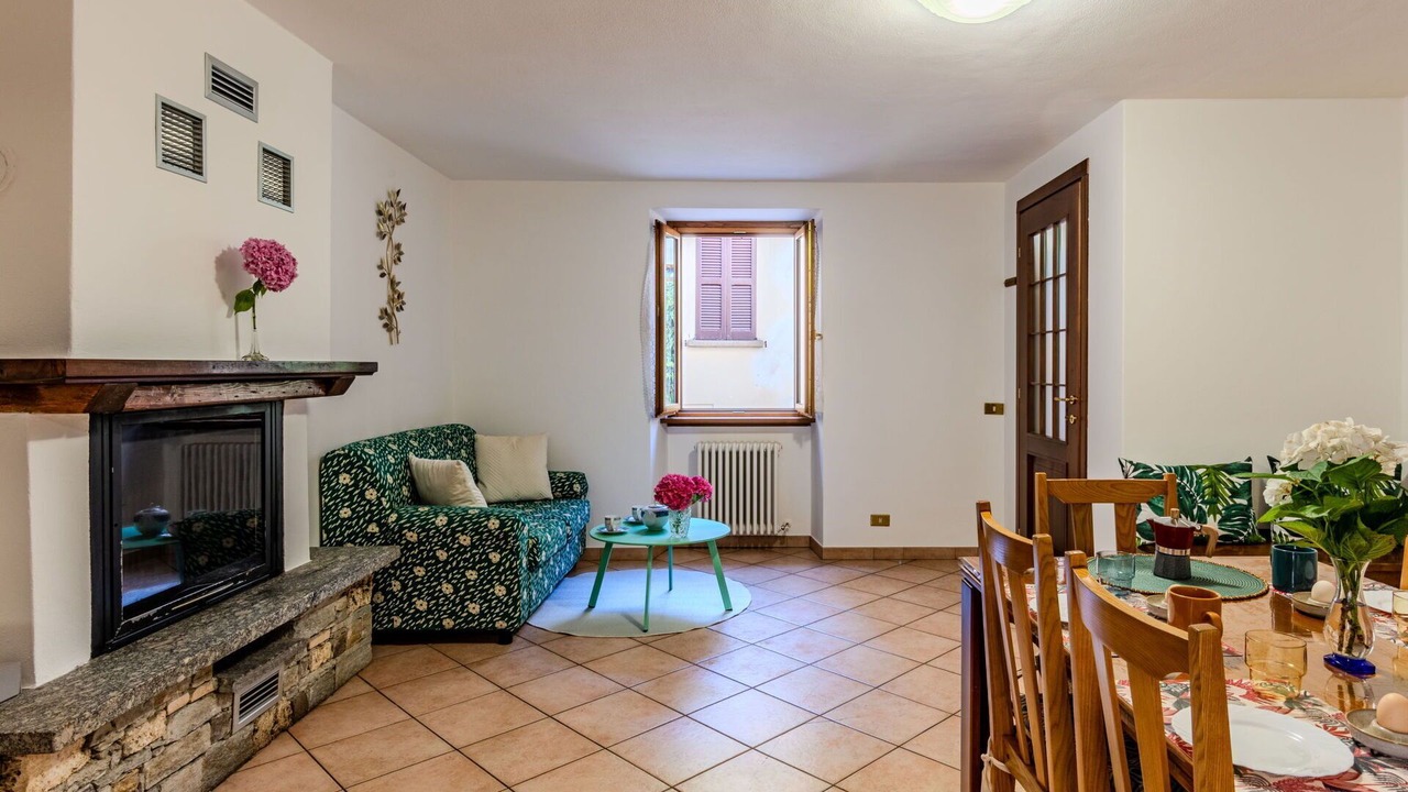 Photo of Bedroom in Claino Con Osteno