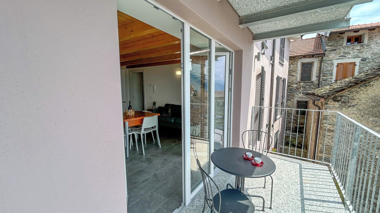 Photo of Patio Balcony in Vercana