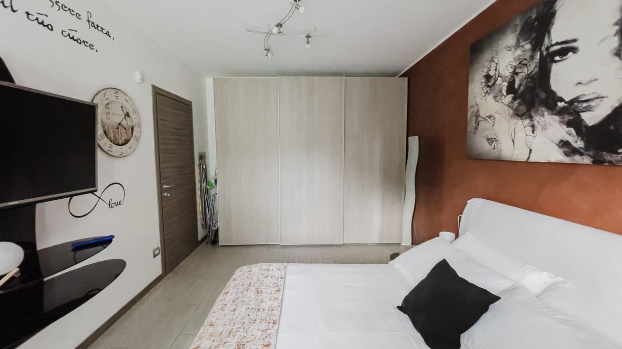 Photo of Bedroom in Tavernerio