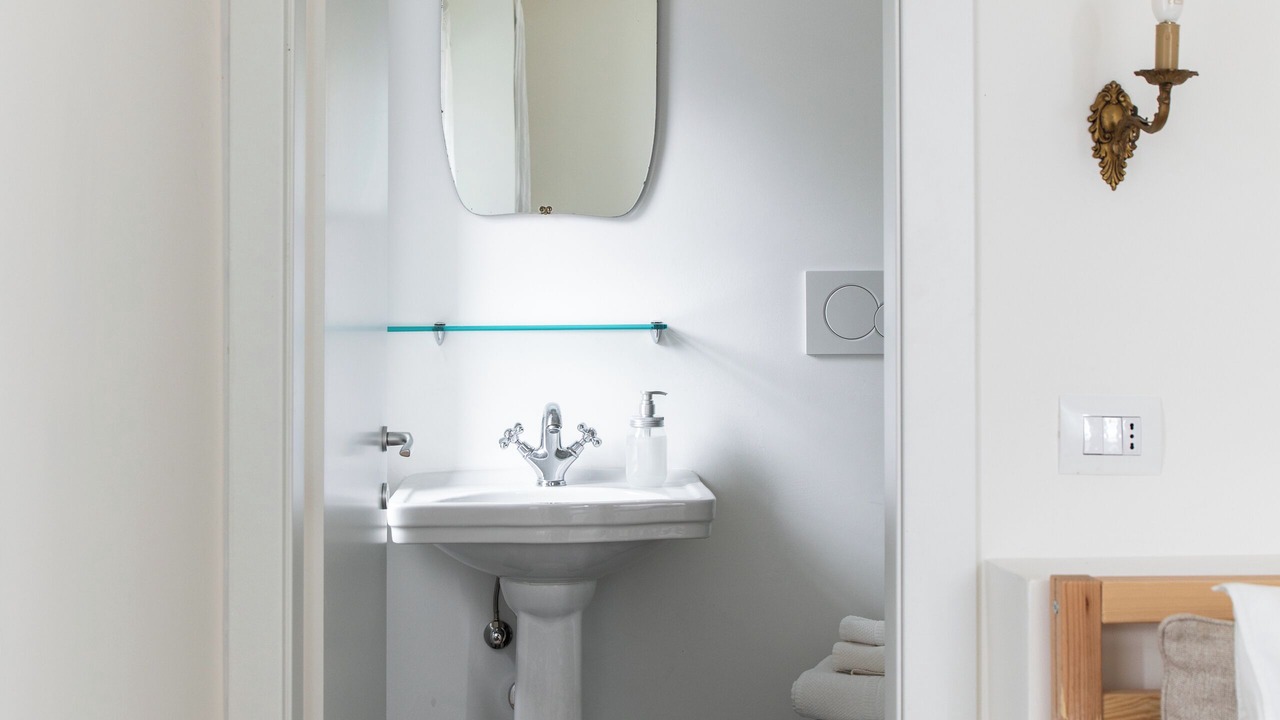 Photo of Bathroom in Calozzo