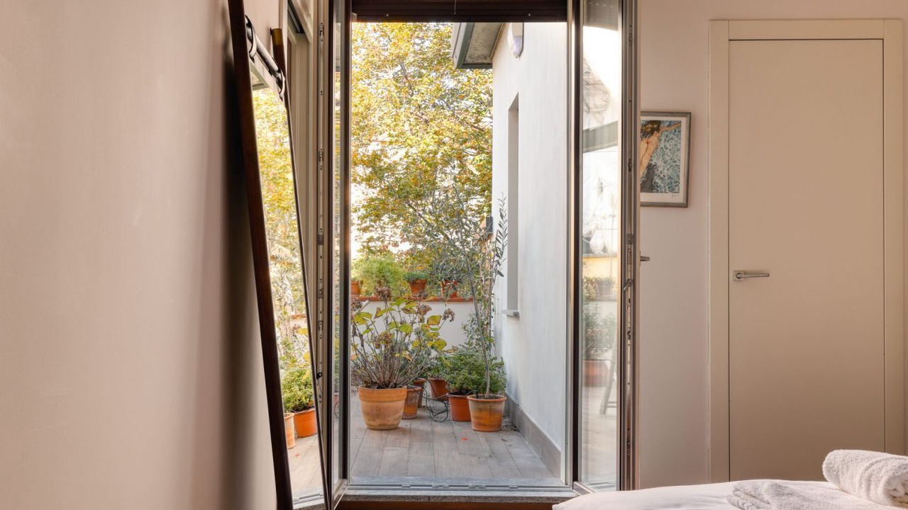 Photo of Bedroom in Magenta