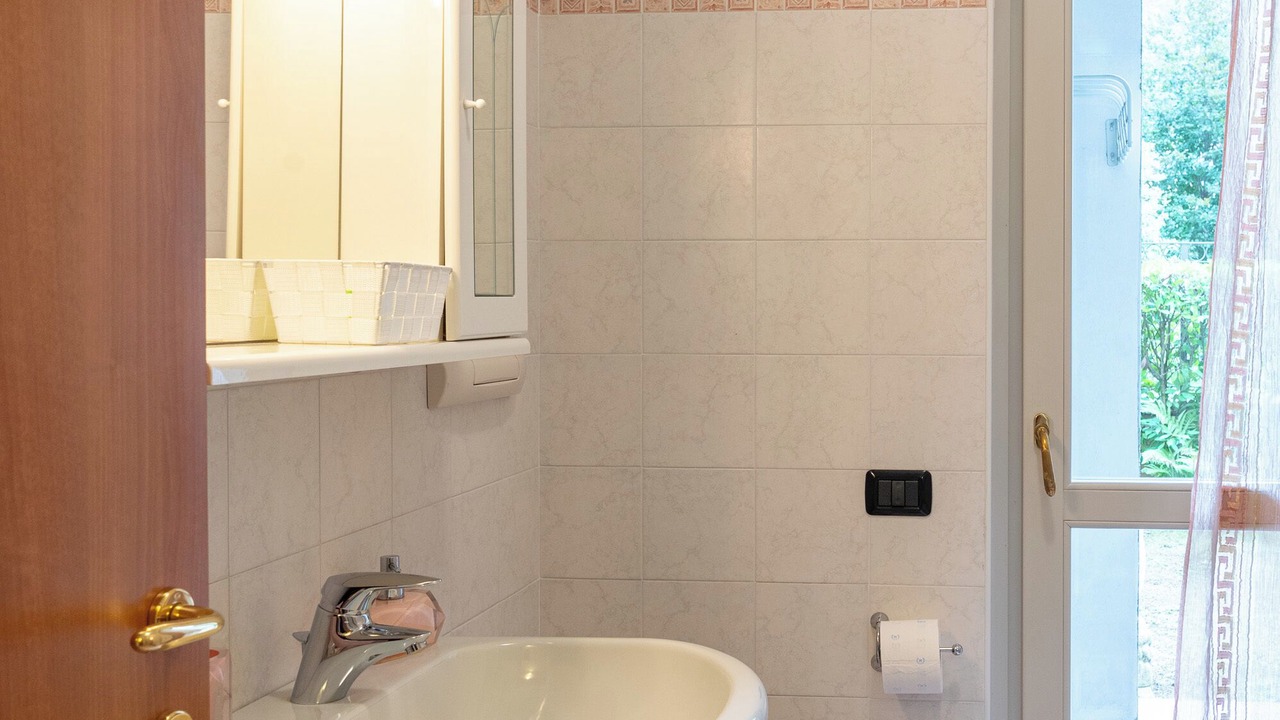 Photo of Bathroom in Antea