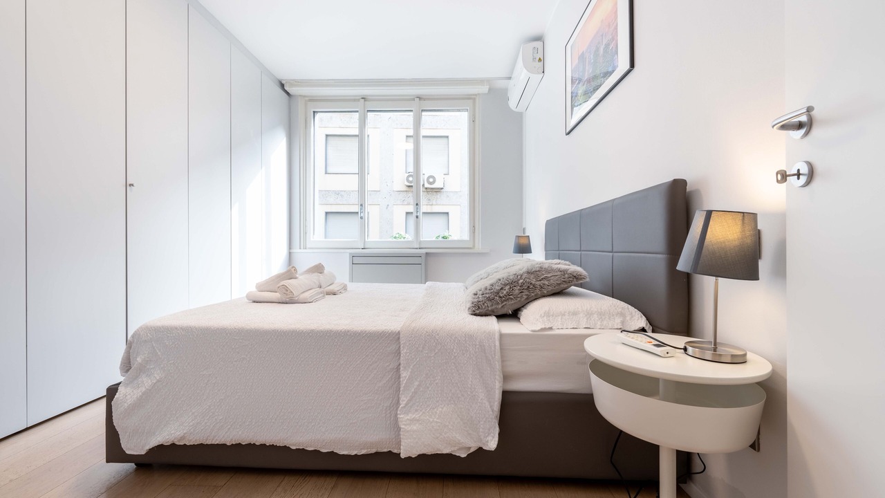 Photo of Bedroom in Tricolore