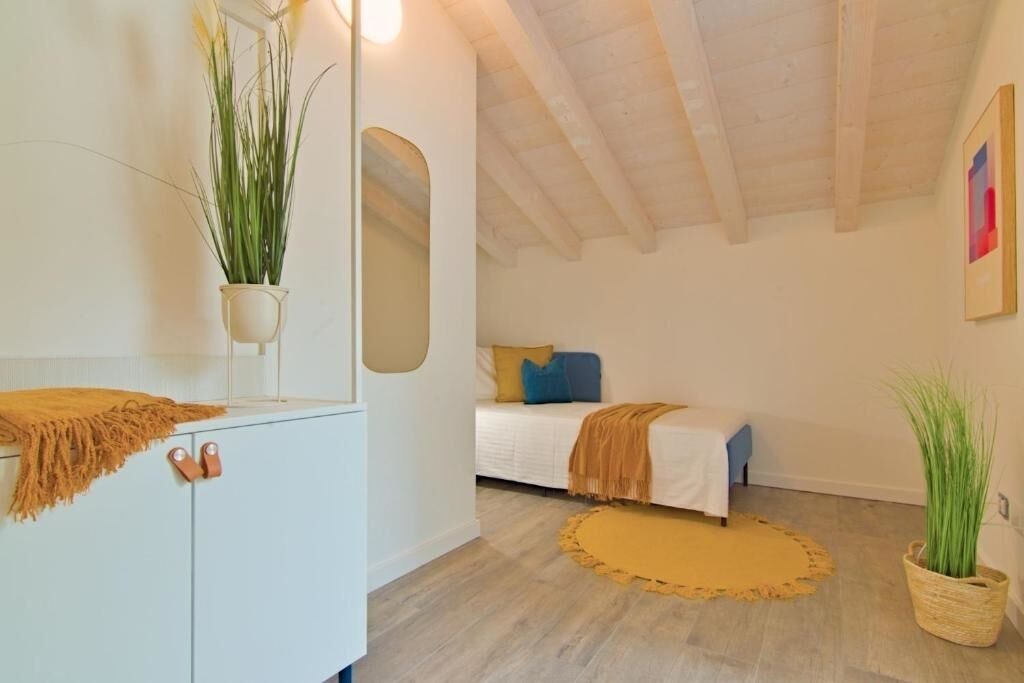 Photo of Bedroom in Sale Marasino
