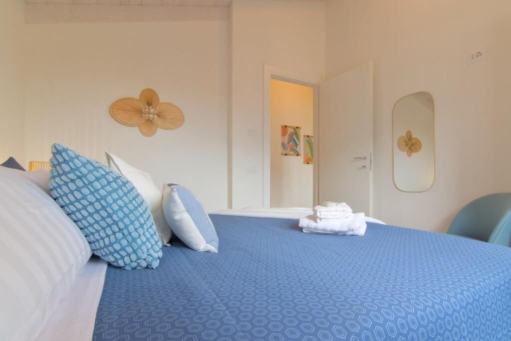 Photo of Bedroom in Sale Marasino