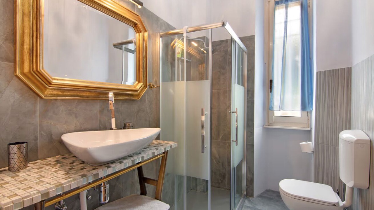 Photo of Bathroom in Dizzasco