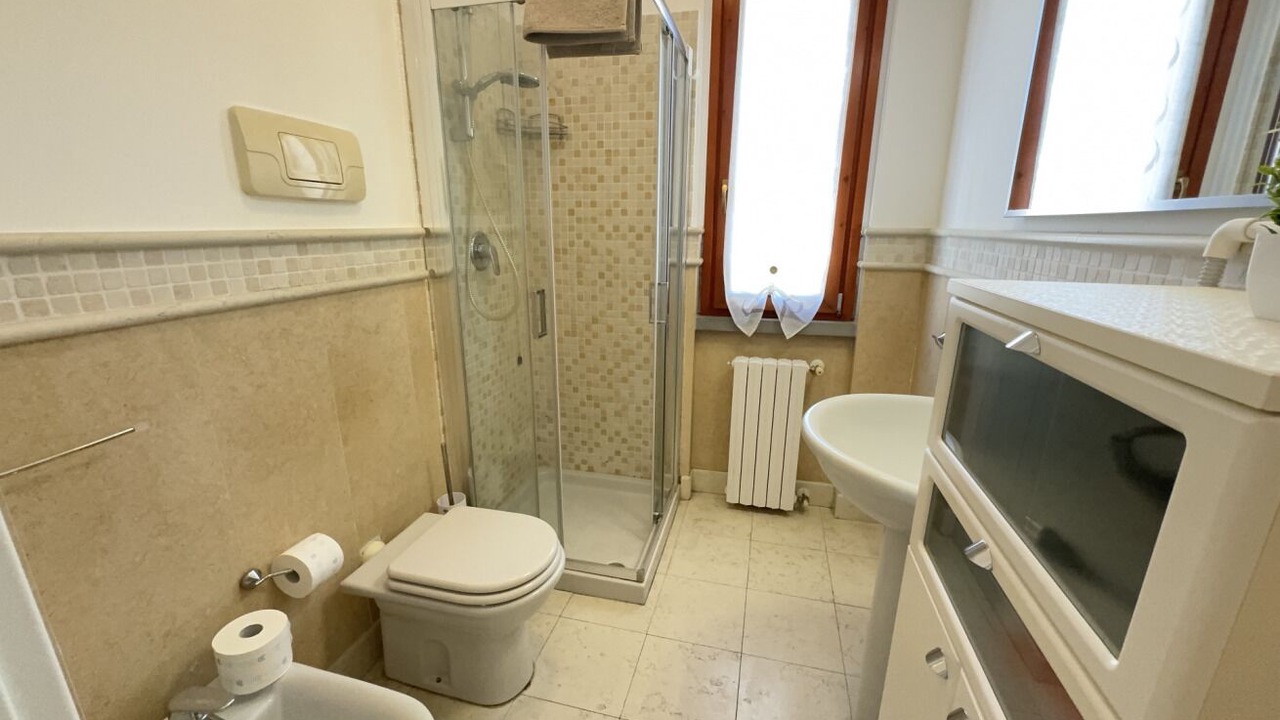 Photo of Bathroom in Paratico