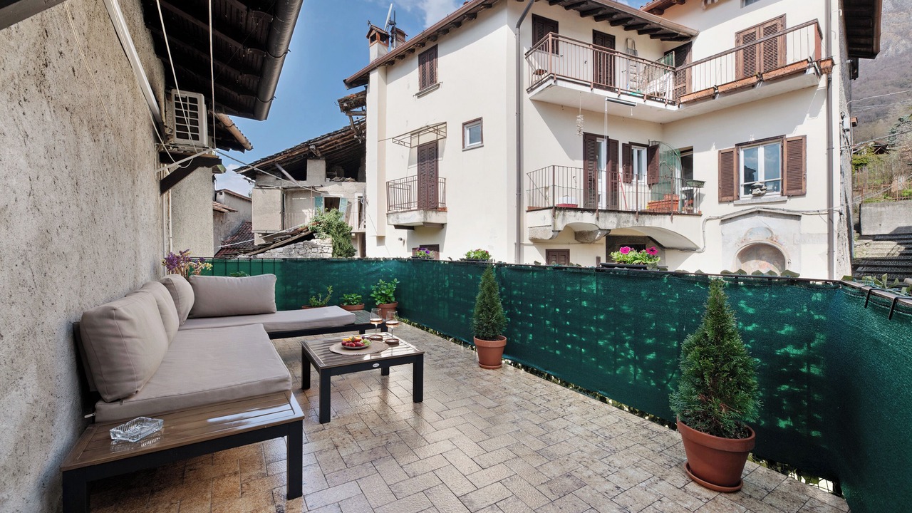 Photo of Patio Balcony in Lierna