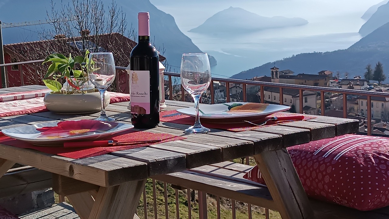 Photo of Outdoor in Bossico
