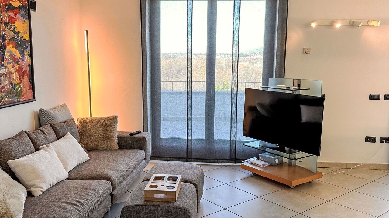 Photo of Patio Balcony in Casnate Con Bernate