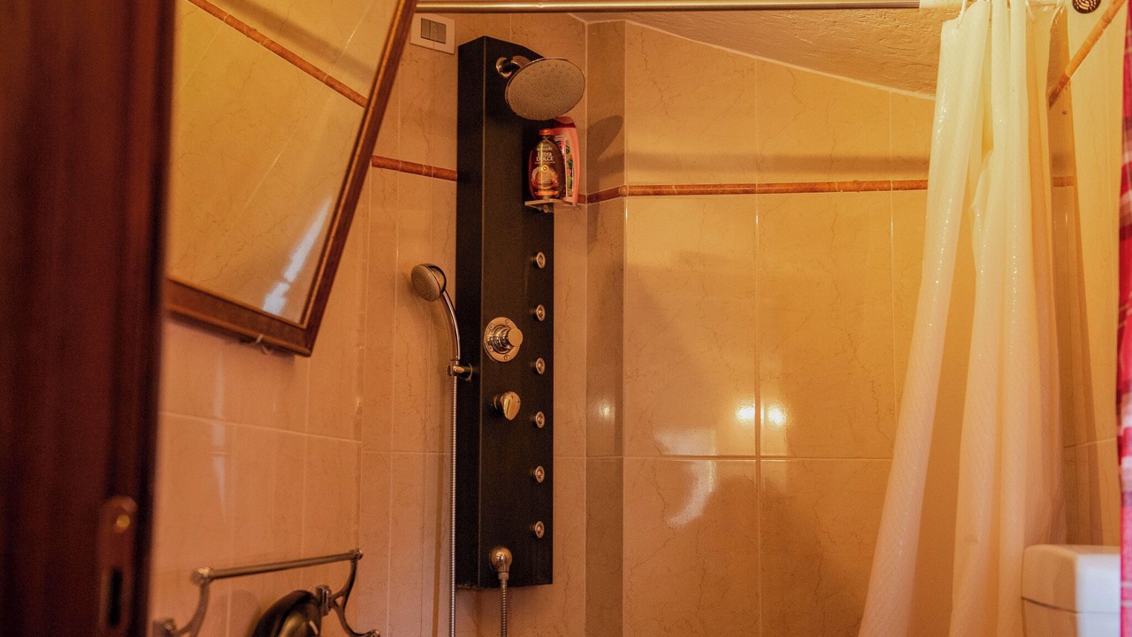 Photo of Bathroom in Serina