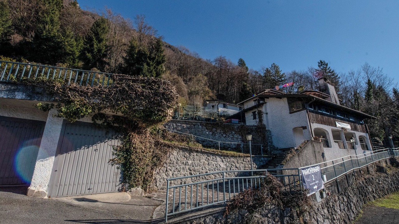 Photo of Outdoor in Serina