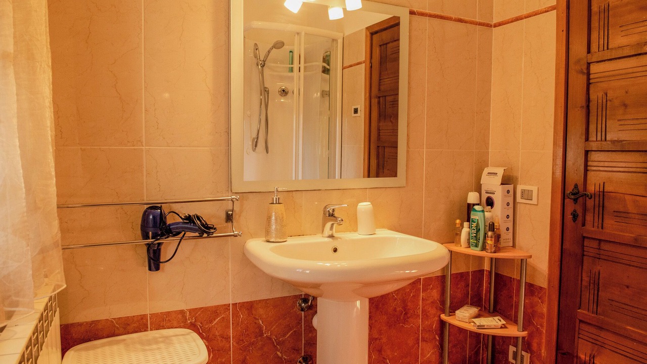 Photo of Bathroom in Serina