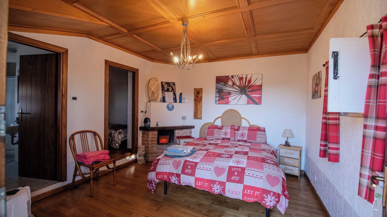 Photo of Bedroom in Serina