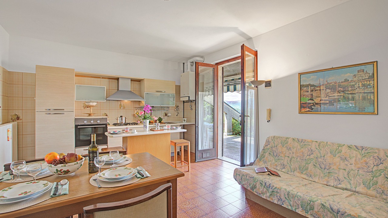 Photo of Bedroom in Laveno Mombello