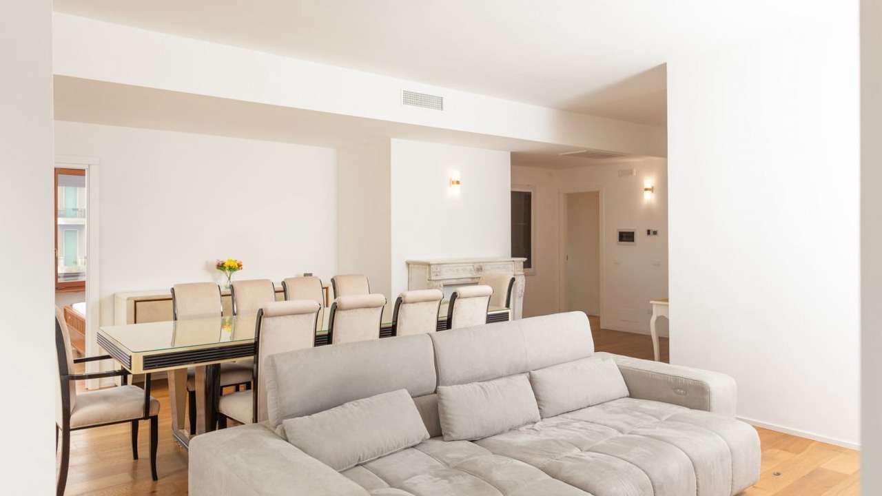 Photo of Livingroom in Navigli