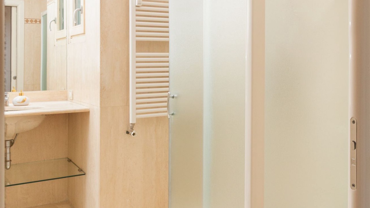 Photo of Bathroom in Bullona
