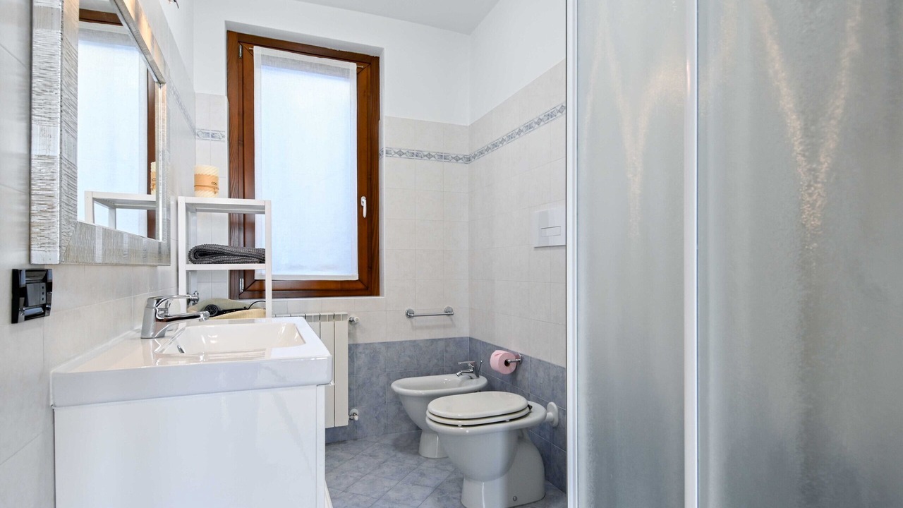 Photo of Bathroom in Costa Volpino