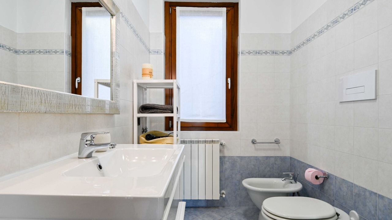Photo of Bathroom in Costa Volpino