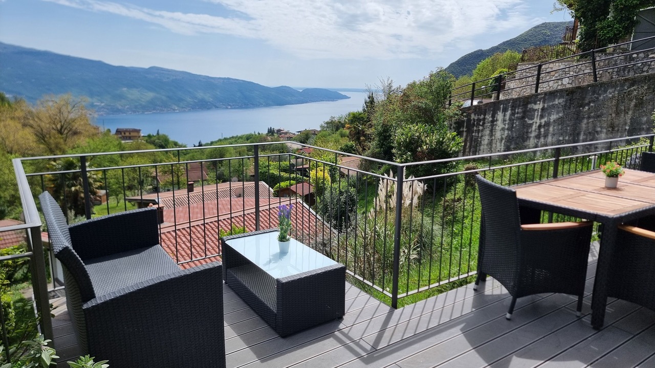 Photo of Outdoor in Aer