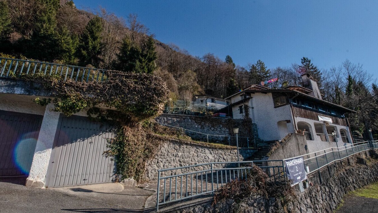 Photo of Outdoor in Serina