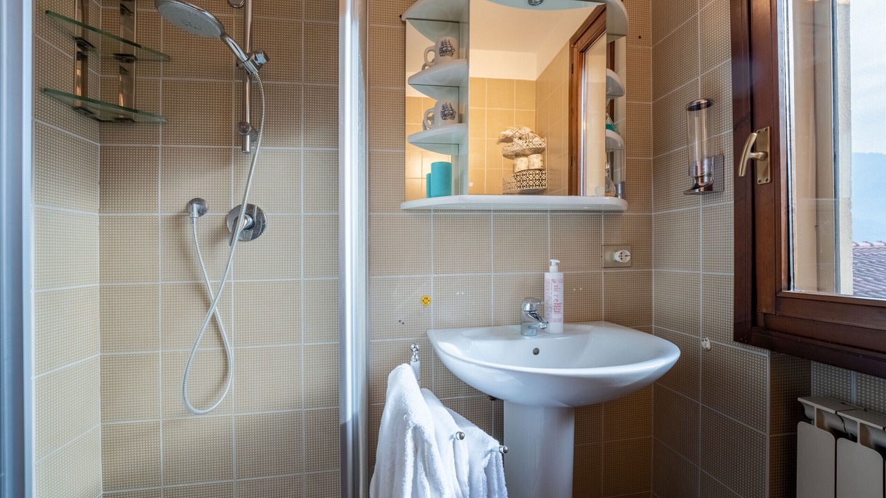 Photo of Bathroom in Limonta