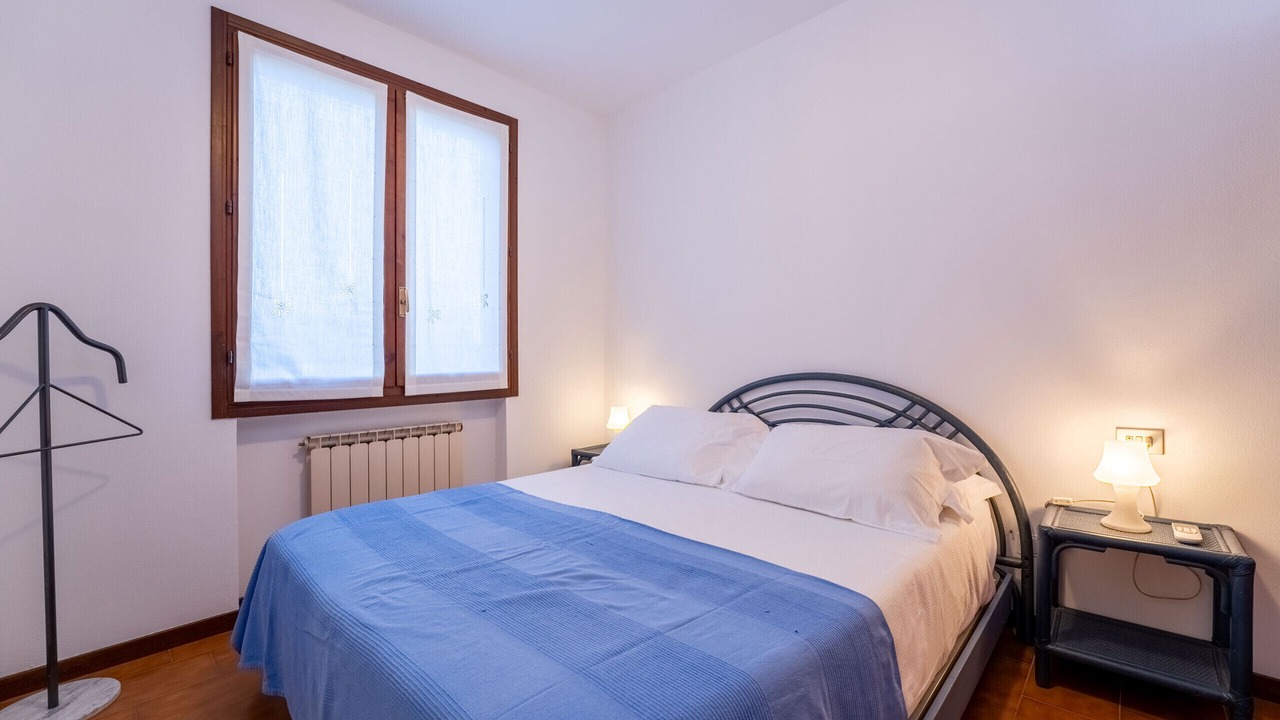 Photo of Bedroom in Limonta