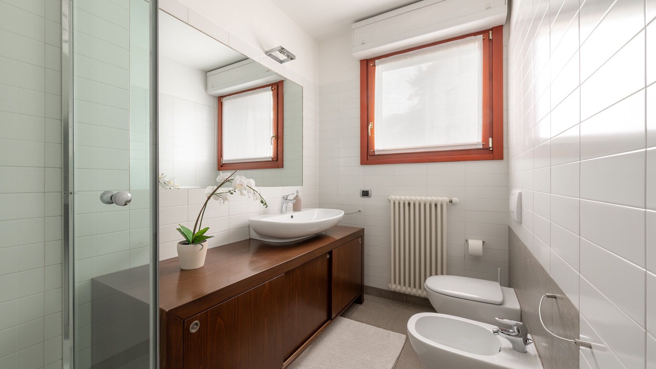 Photo of Bathroom in Como