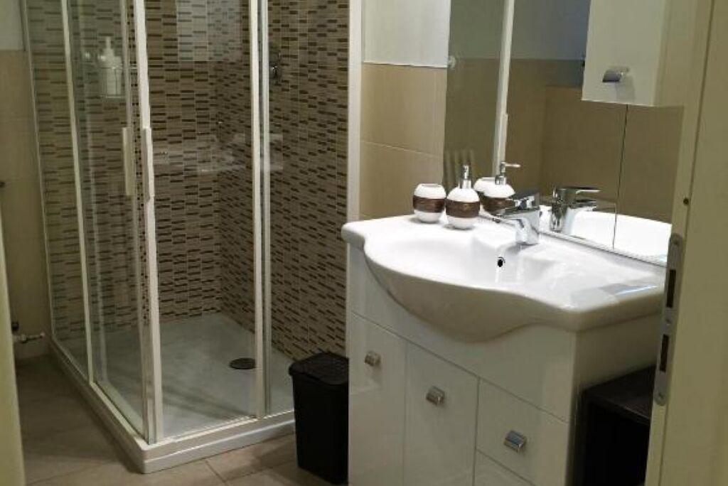 Photo of Bathroom in Stazione