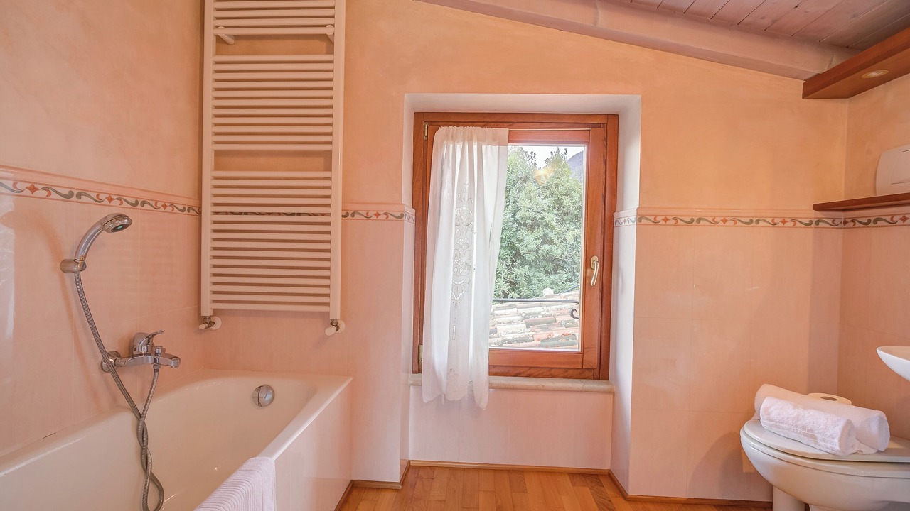 Photo of Bathroom in Toscolano Maderno