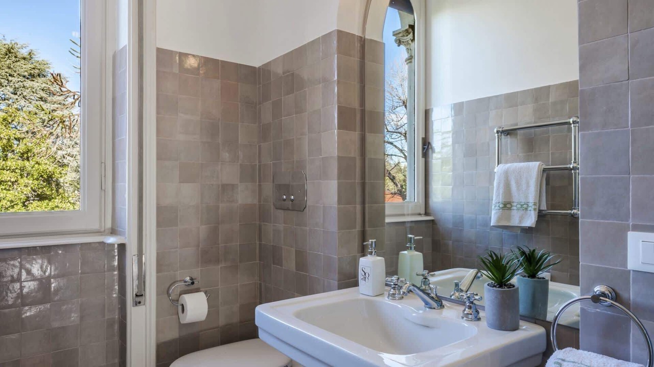 Photo of Bathroom in Monate