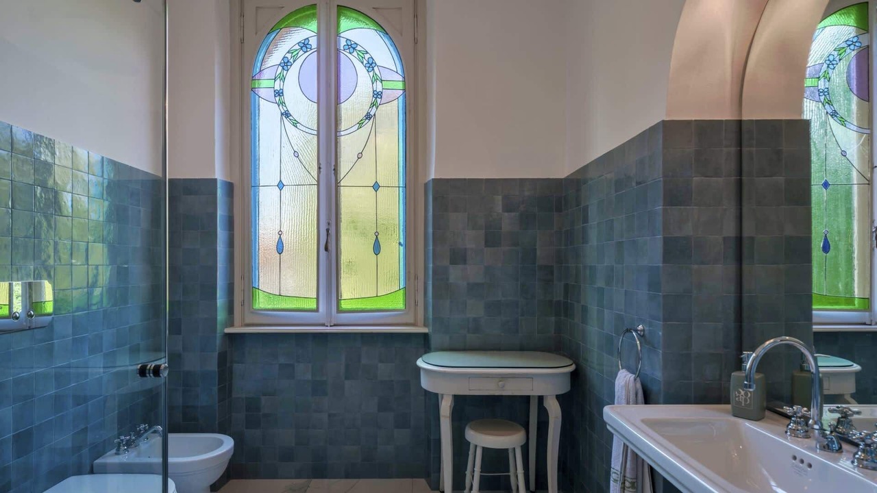 Photo of Bathroom in Monate