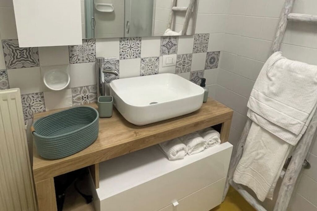 Photo of Bathroom in Perledo