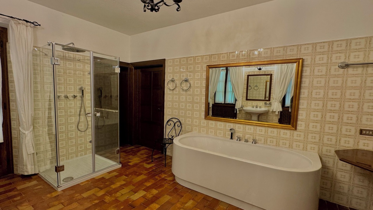Photo of Bathroom in Naggio