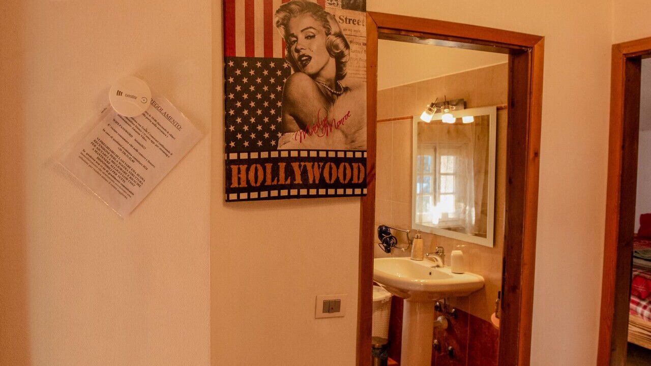Photo of Bathroom in Serina