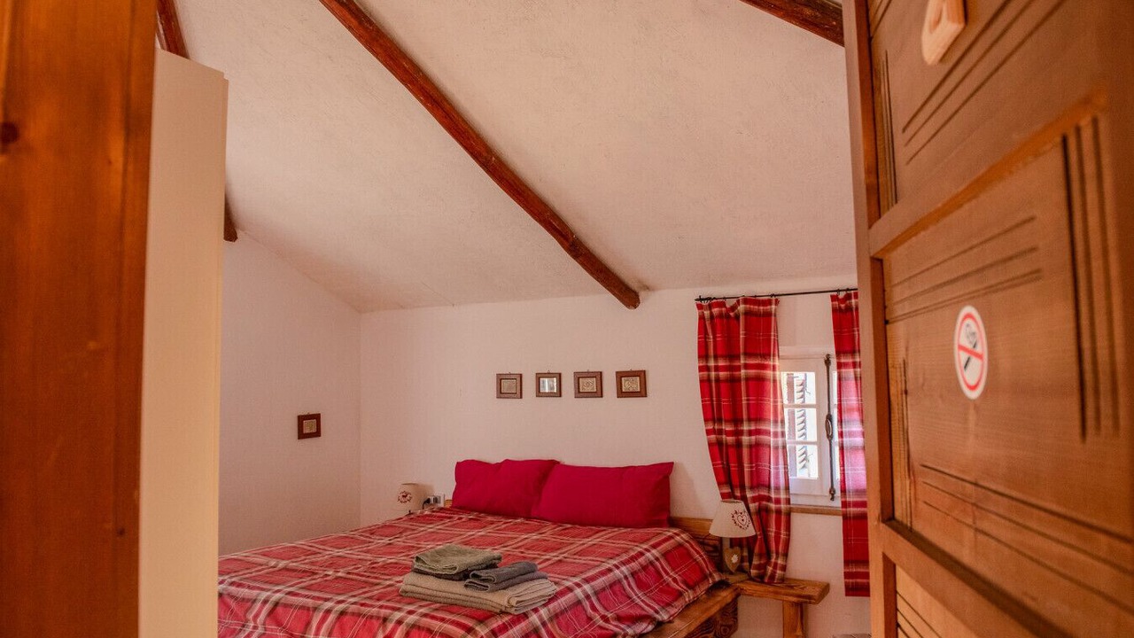Photo of Bedroom in Serina