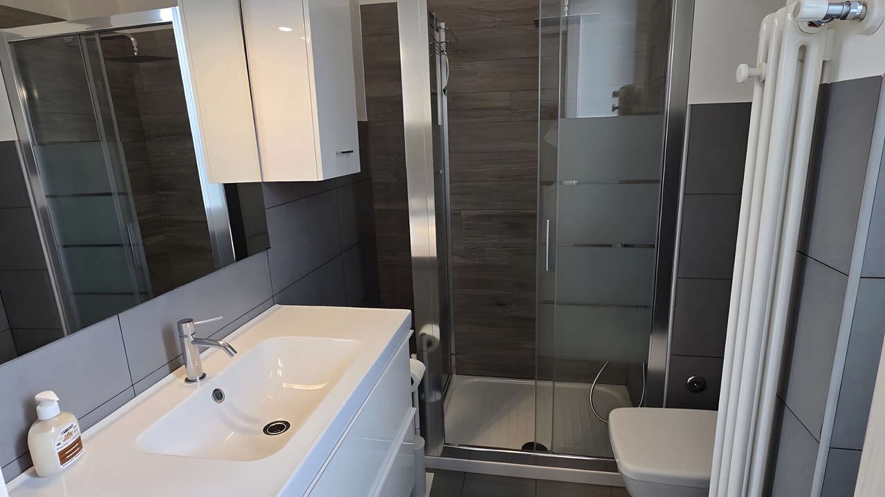 Photo of Bathroom in Turro