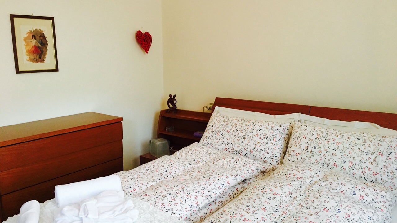 Photo of Bedroom in Como