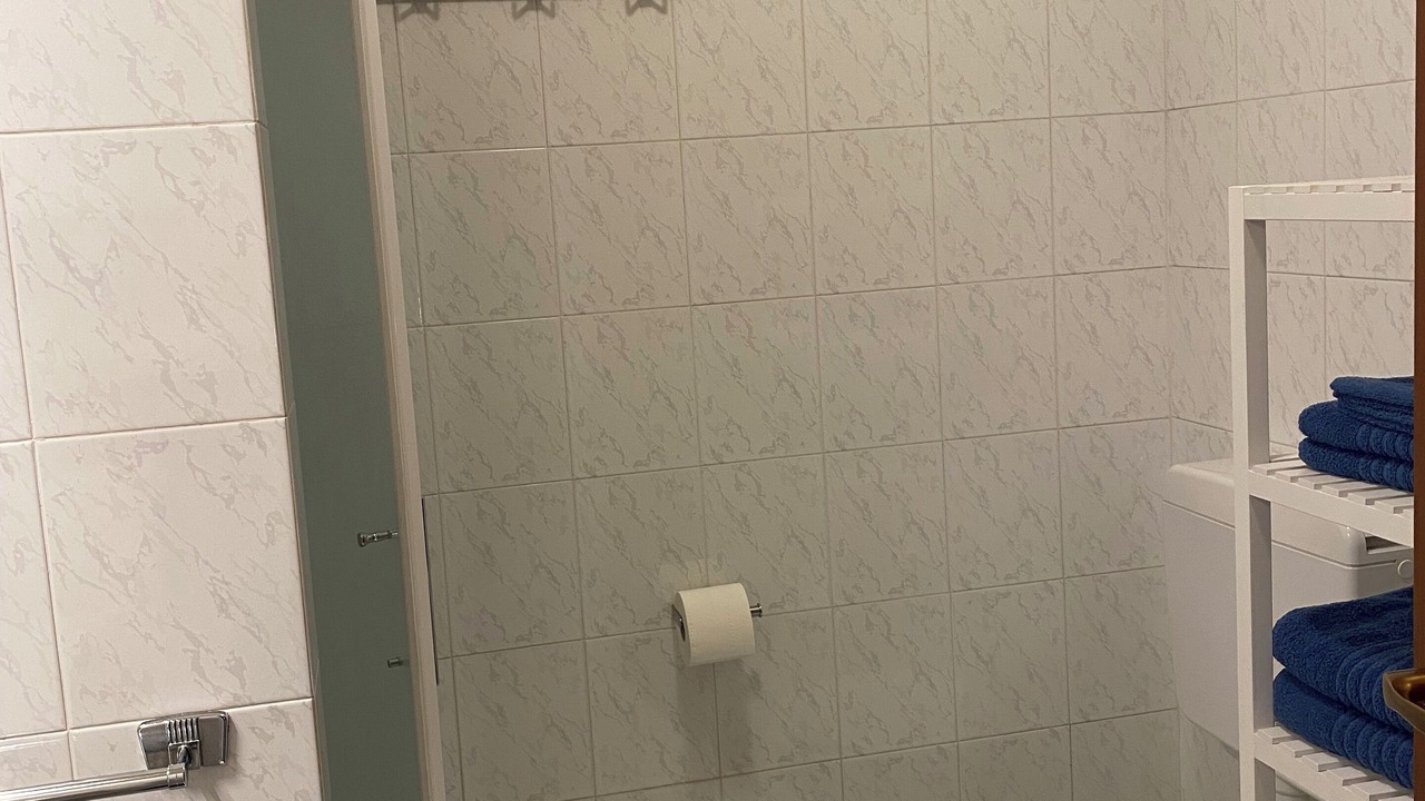 Photo of Bathroom in Idro