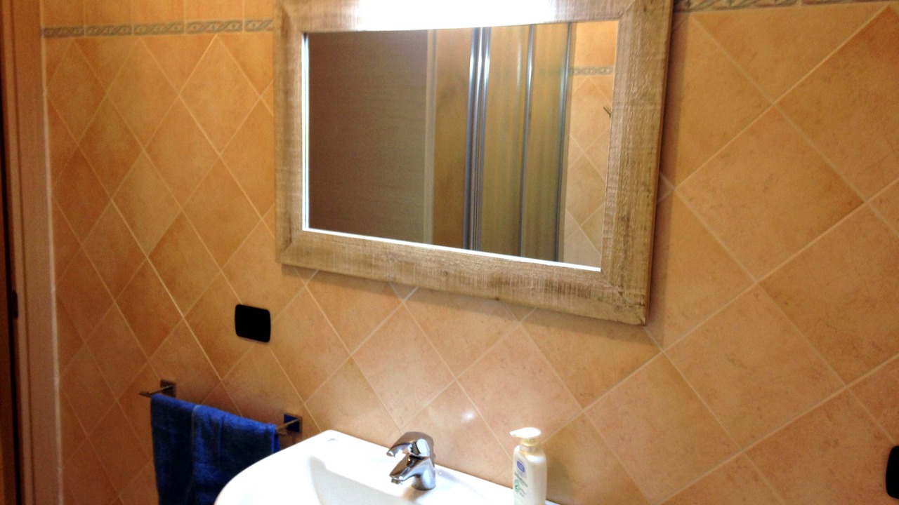 Photo of Bathroom in Colico