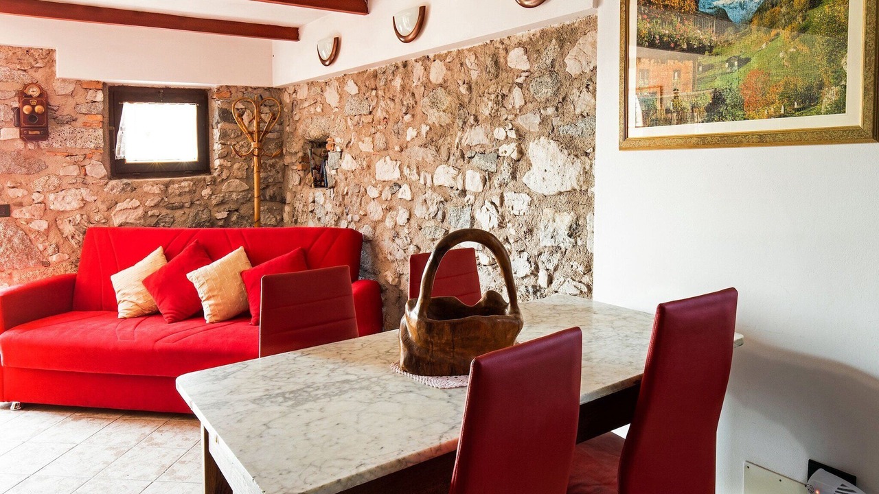 Photo of Livingroom in Idro