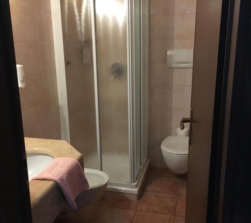 Photo of Bathroom in Albino