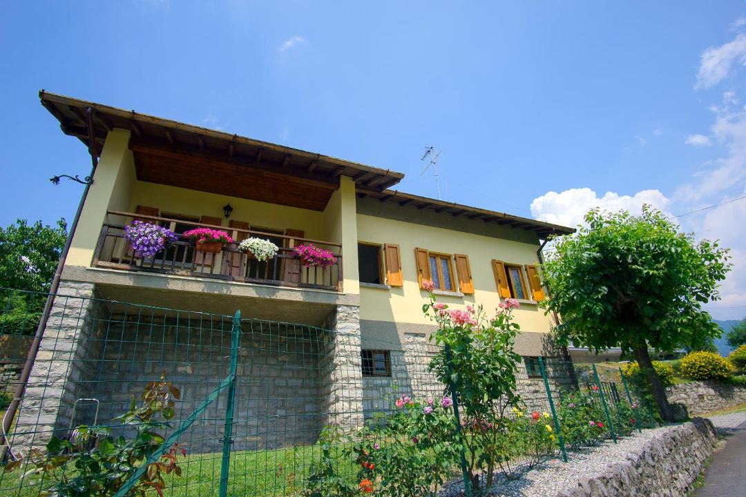 Photo of Buildings in Visgnola